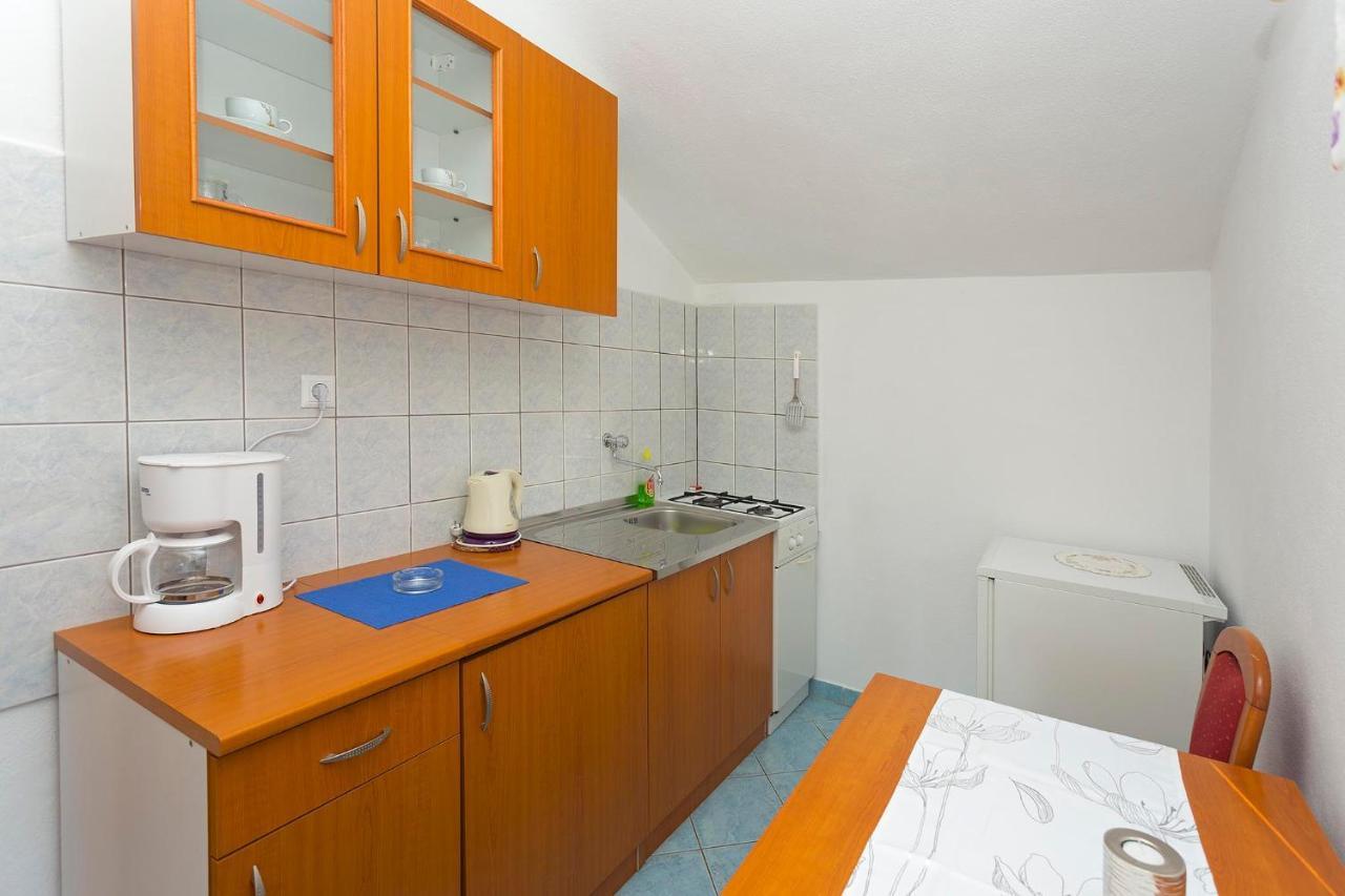 Apartments Dora Хвар Екстериор снимка