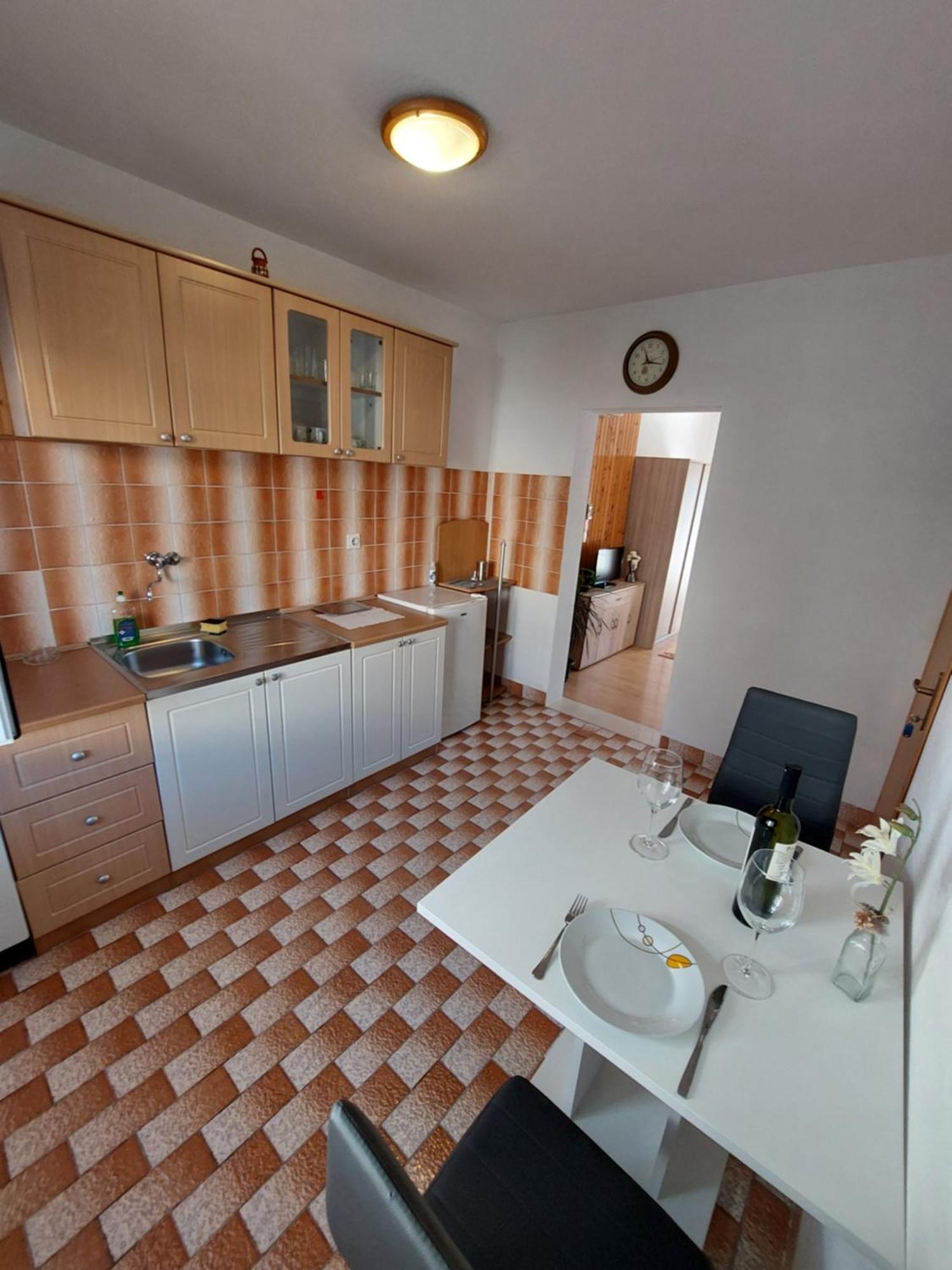 Apartments Dora Хвар Екстериор снимка