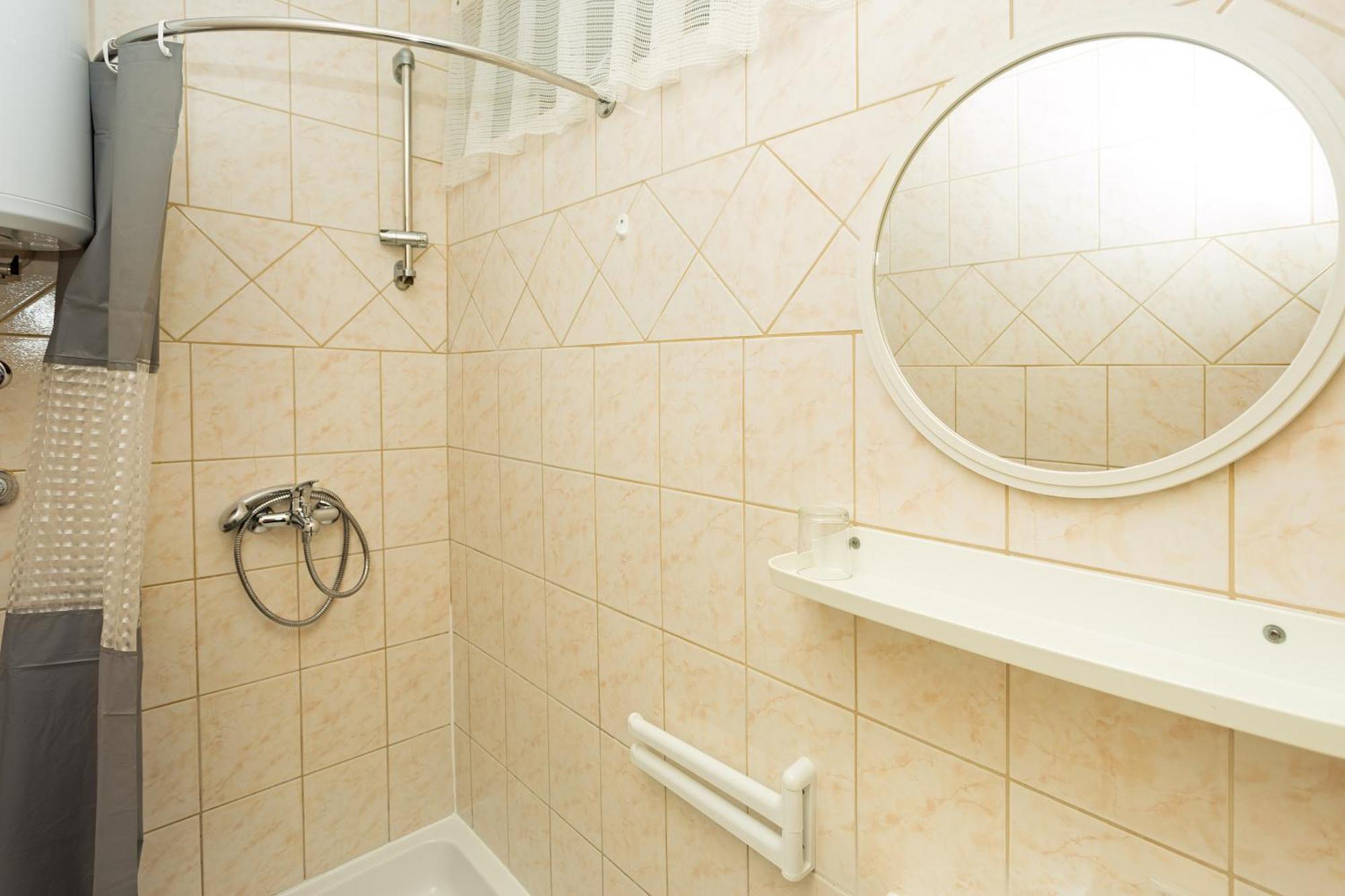 Apartments Dora Хвар Екстериор снимка